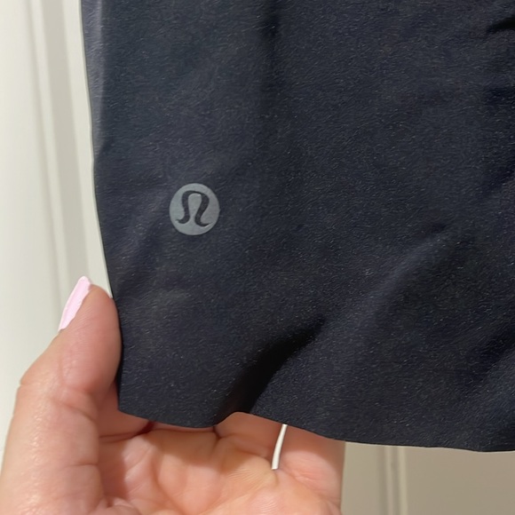Lululemon black running shorts - Picture 3 of 8